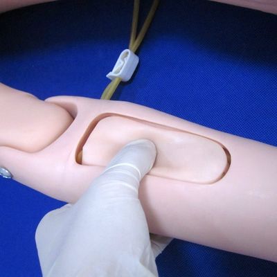 Simulateur de patient entièrement flexible Formation en soins infirmiers Manikin pour une formation individuelle