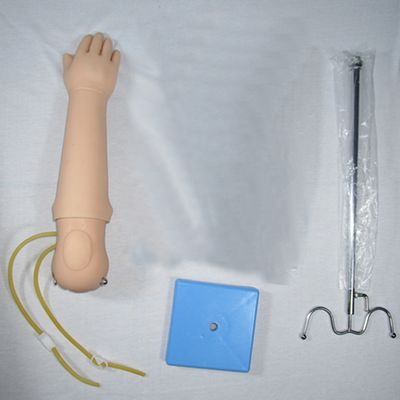 Taille humaine mannequin portable pour bébé Vénécturation de bras d'entraînement modèle IV Injection de bras d'enseignement main fantôme