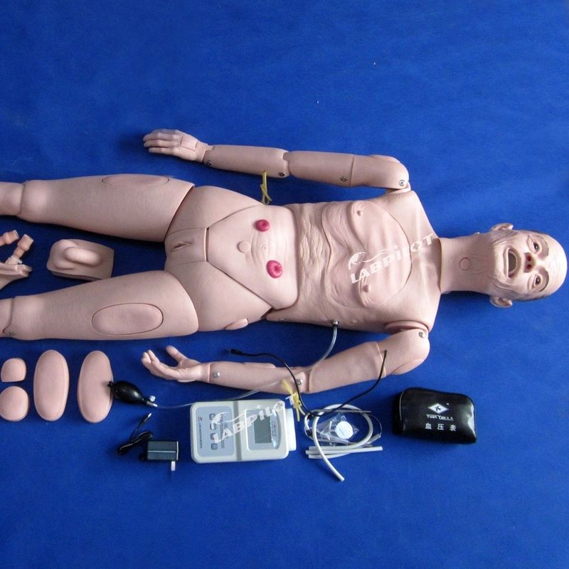 Un mannequin pour soins infirmiers RCR Formation en BP La clé du succès de la prise en charge des patients âgés